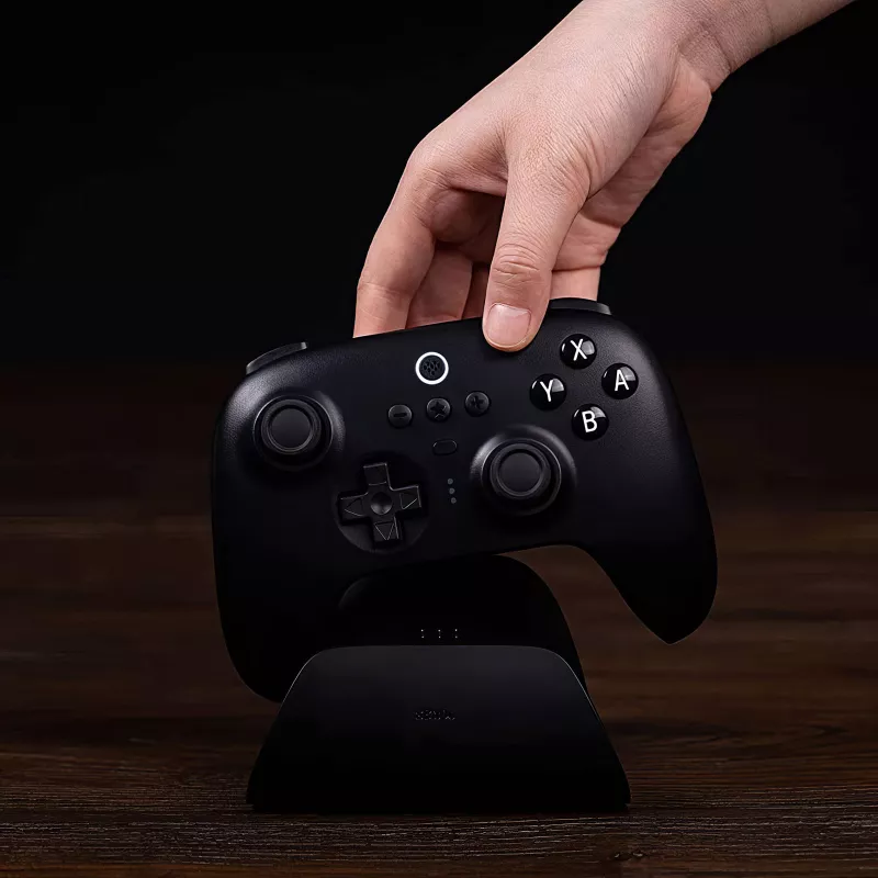 8bitdo Ultimate Bluetooth   2.4g Controller (with Charging Dock)